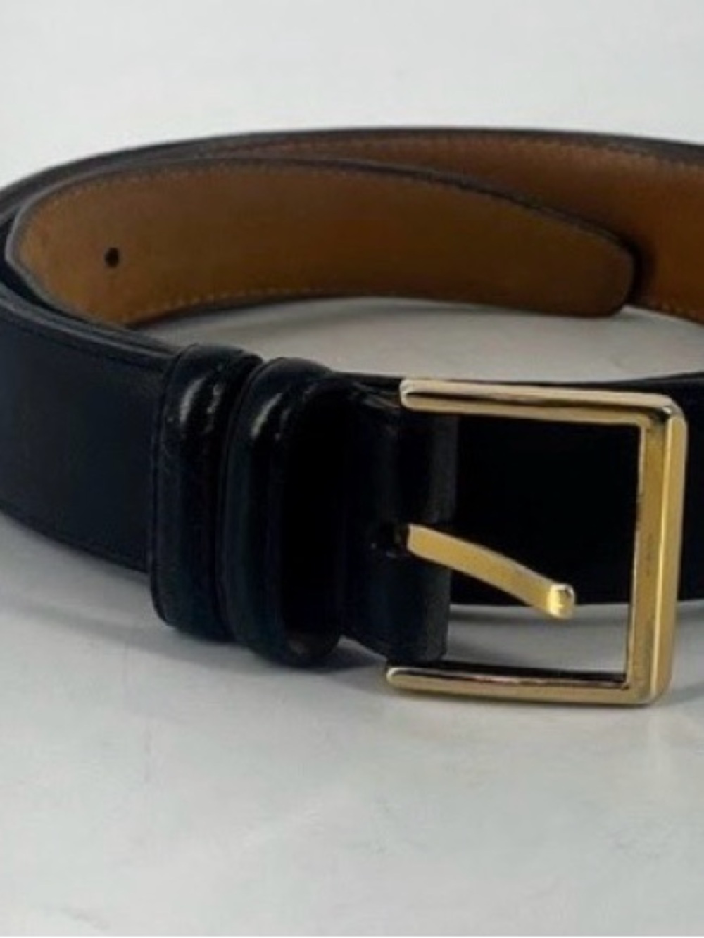 Gant Mens Black Glove Tanned
Cowhide Leather Belt Gold
Buckle Size 36 1515086